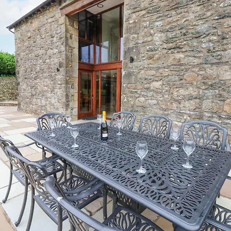 Riddings Barn * Low Borrowbridge